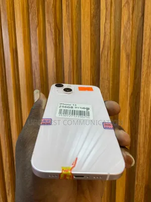 Apple iPhone 13 256 GB White