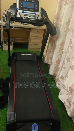 2.5hp Treadmill 120kg User Weight And Bluetooth