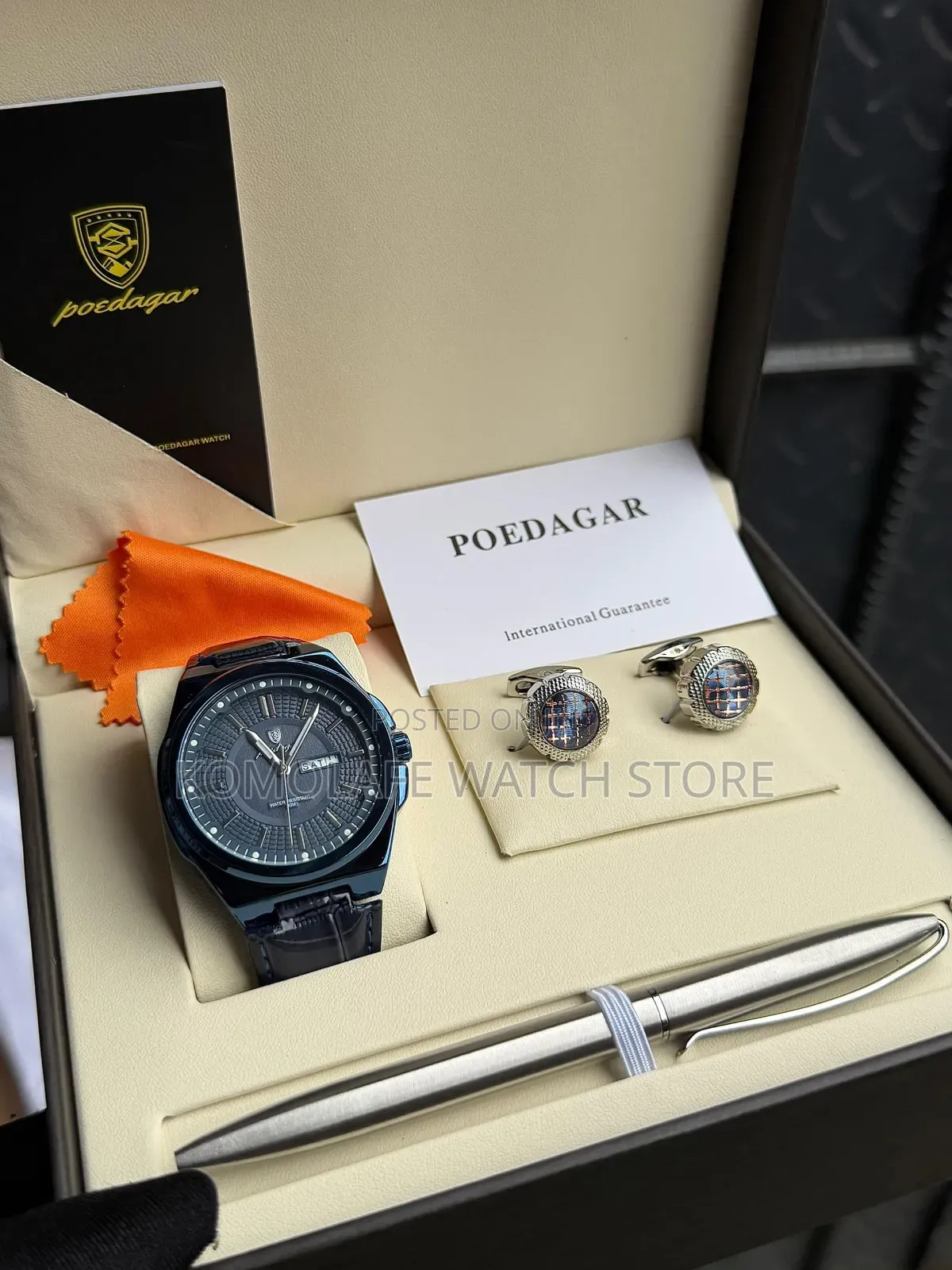 Poedagar Leather Set With Cufflinks