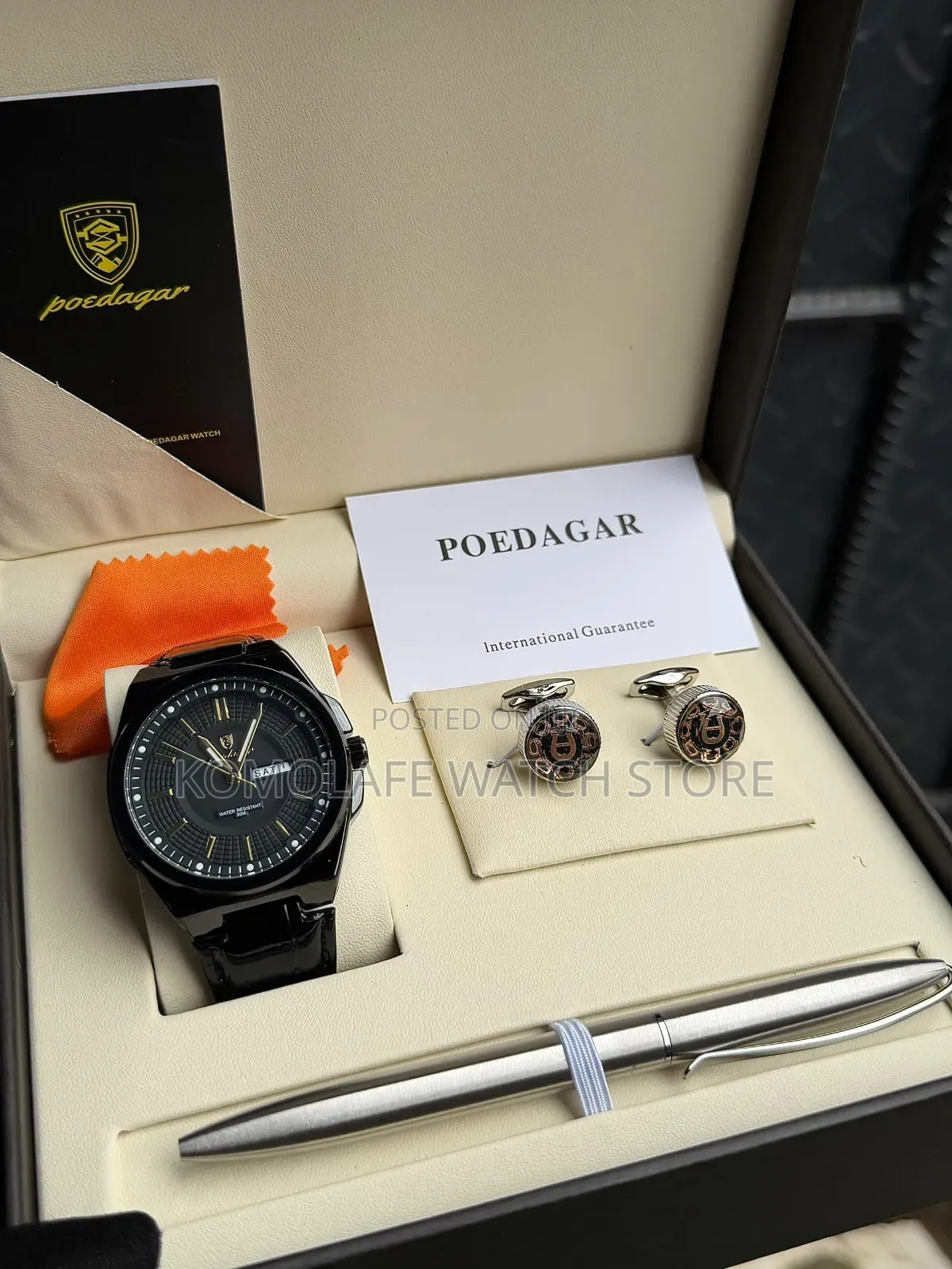 Poedagar Leather Set With Cufflinks