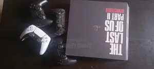 Hacked Ps4 Console 1 Tetrabyte, 4 Pads and 14 Latest Games,