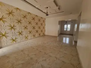 3bdrm Block of Flats in River Park Estate, FHA for sale