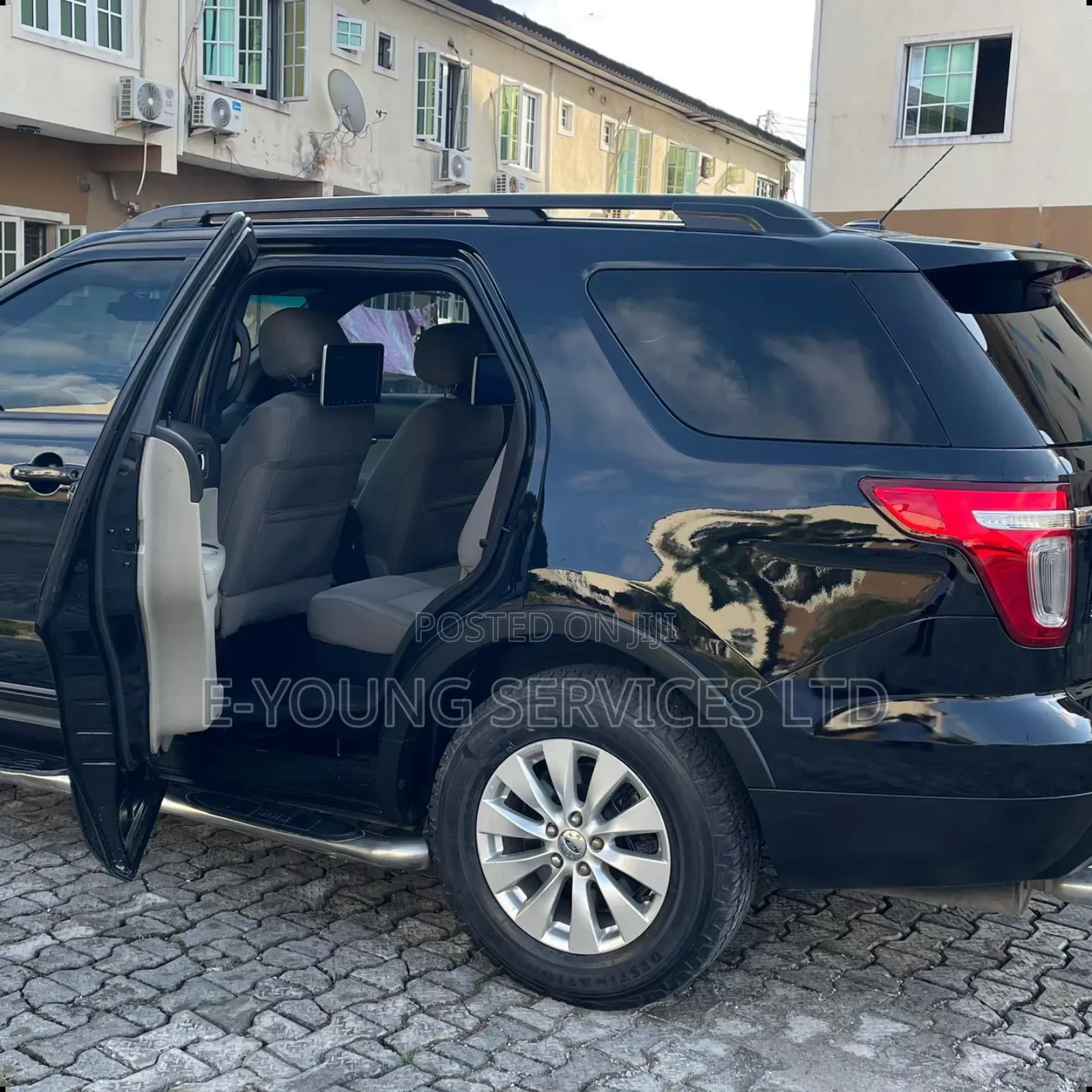 Ford Explorer 2013 Black