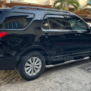 Ford Explorer 2013 Black