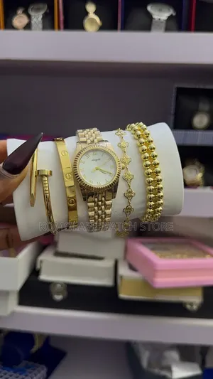 Wristwatch and Jewelry Complete Set