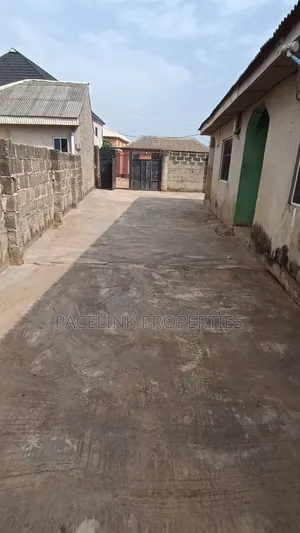 Mini Flat in Ado-Odo/Ota for rent