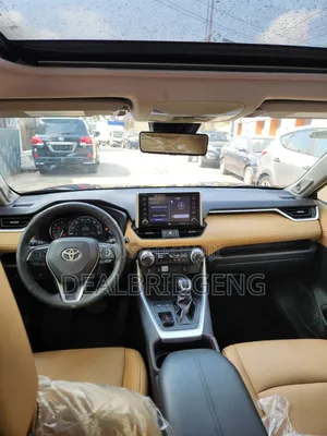 Toyota RAV4 XLE AWD 2019 Black