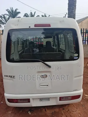 Daihatsu Hijet 2020 White