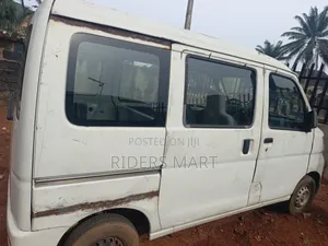 Daihatsu Hijet 2020 White