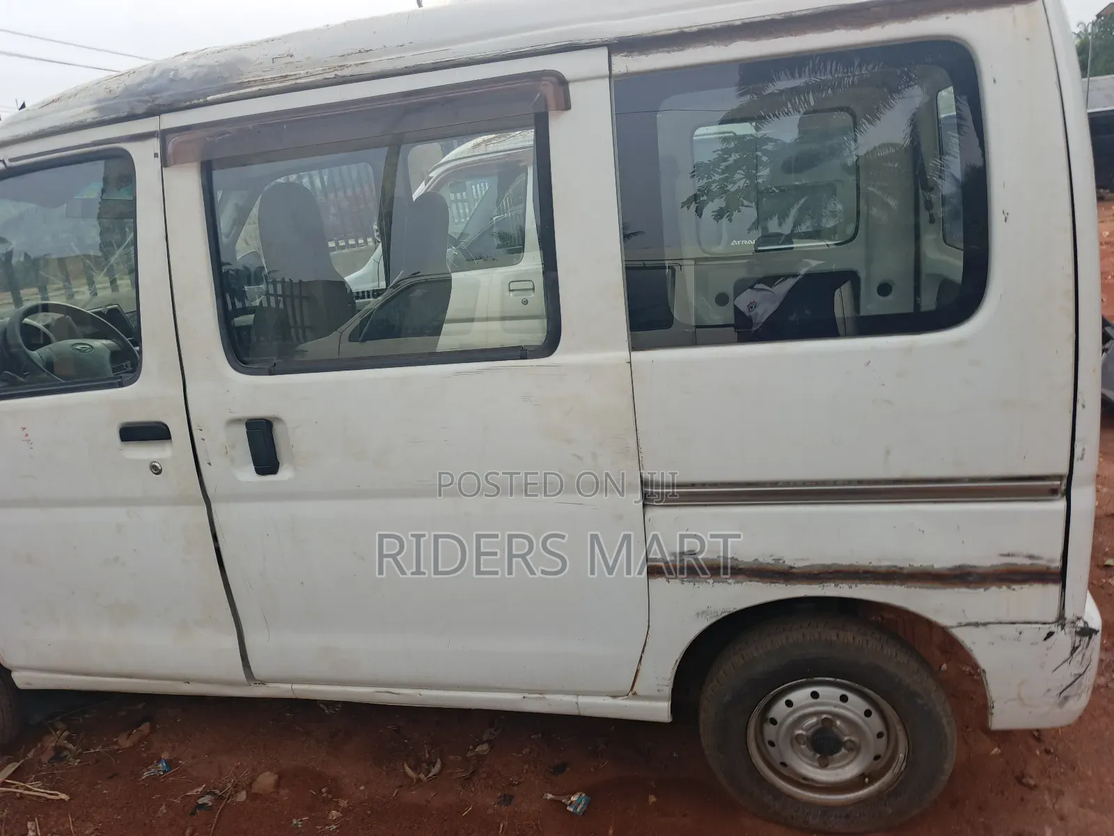 Daihatsu Hijet 2020 White