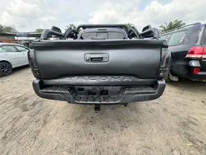 Toyota Tacoma 2013 Black