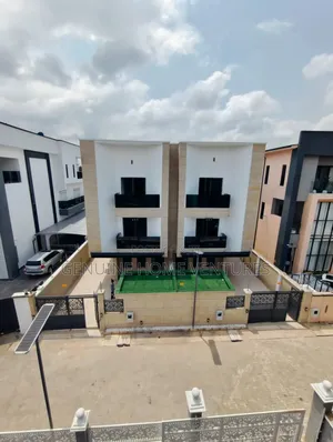 5bdrm Duplex in Ikeja for sale