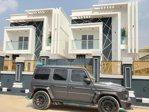 Furnished 7bdrm Duplex in Amazing Grace Estate, Alimosho for sale