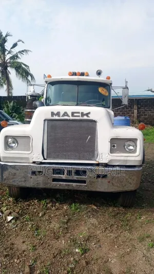Mack Truck Rb Series