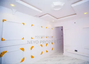 2bdrm Block of Flats in Selewu Estate, Igbogbo for sale