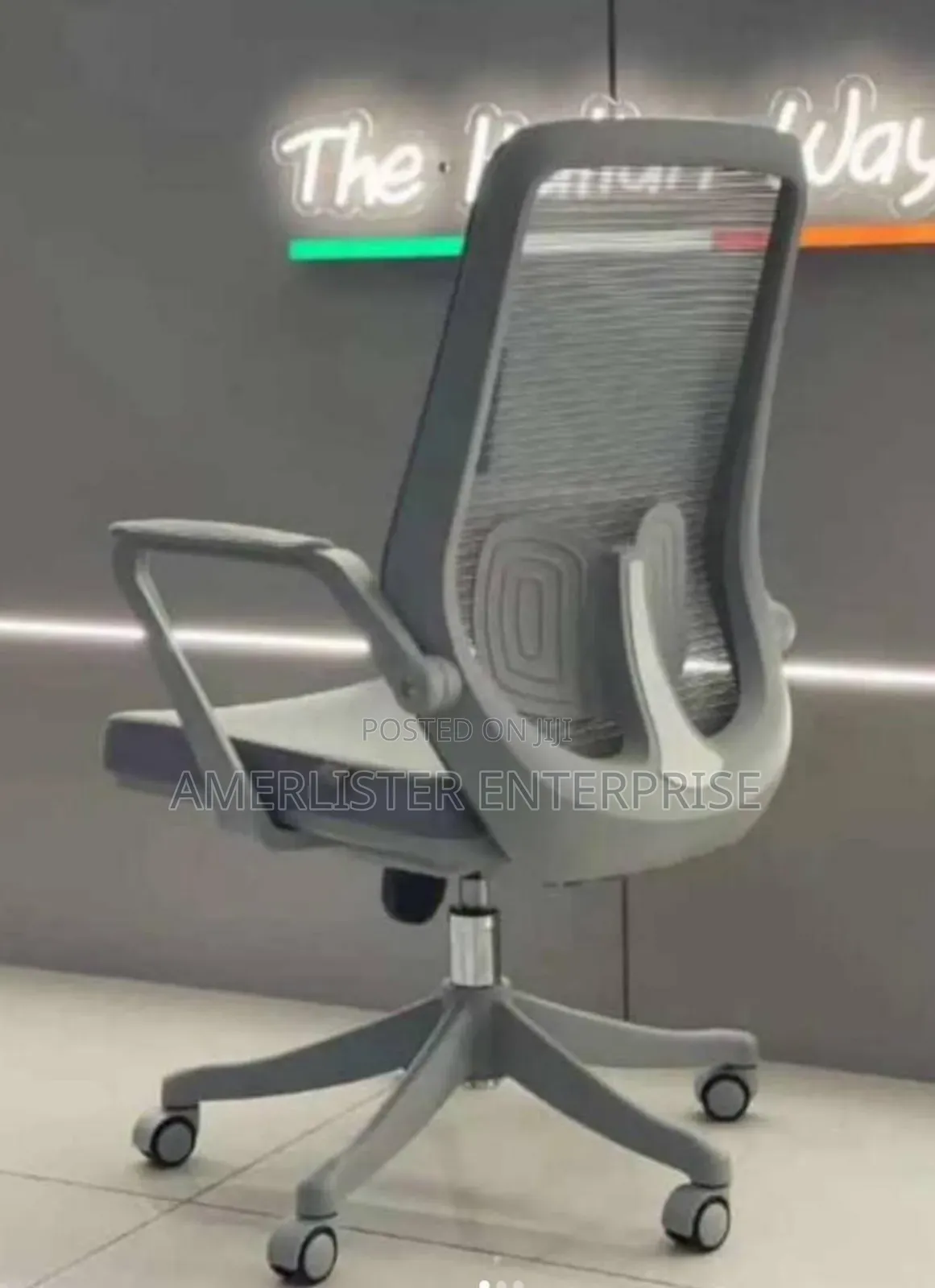 Swivel Chair With Lumbar Support