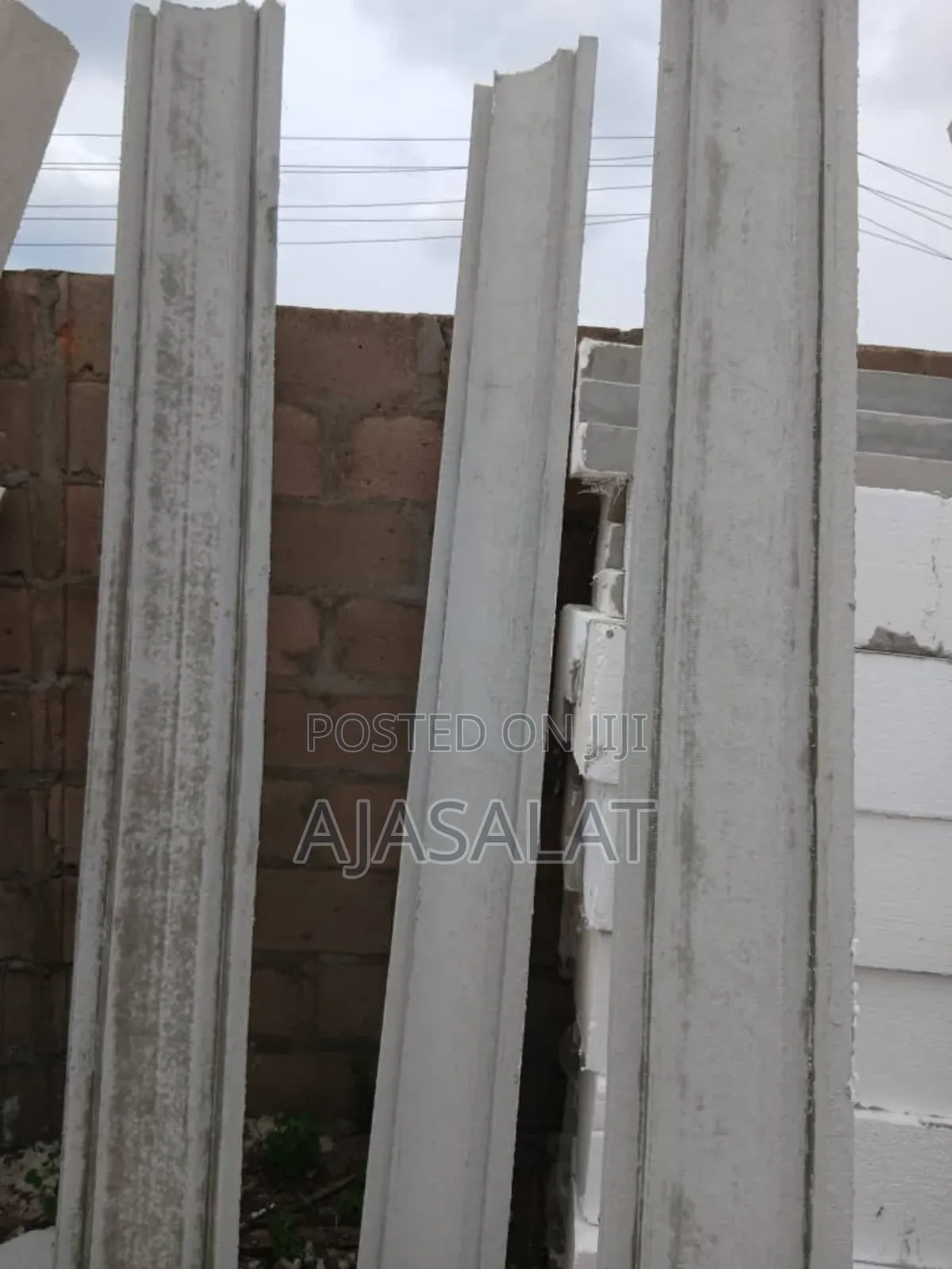 Polystyrene Parapet and Board