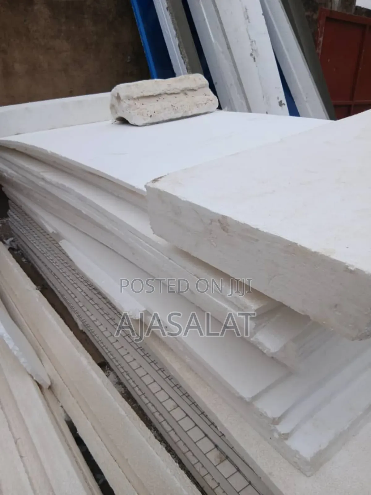 Polystyrene Parapet and Board