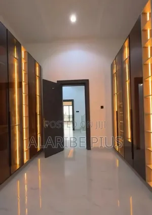 10bdrm Mansion in Self Compound, Asokoro for rent