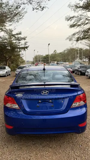 Hyundai Accent 2012 Blue