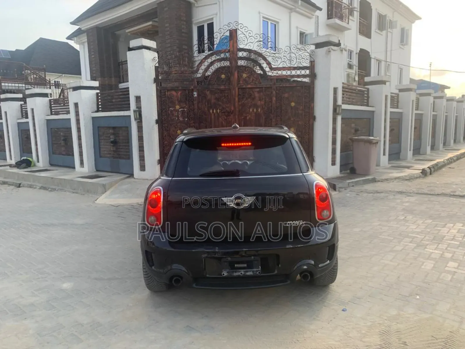 Mini Cooper John Cooper Works 2012 Black