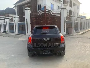 Mini Cooper John Cooper Works 2012 Black