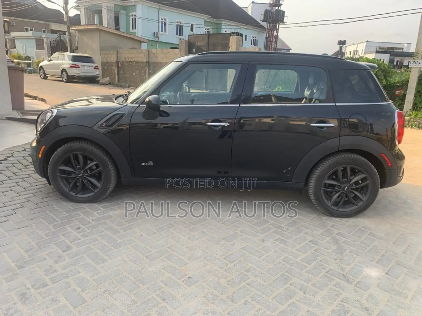 Mini Cooper John Cooper Works 2012 Black