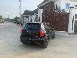Mini Cooper John Cooper Works 2012 Black