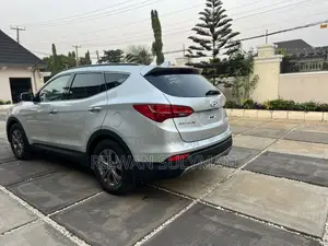 Hyundai Santa Fe Limited 4dr SUV (3.3L 6cyl 6A) 2015 Silver