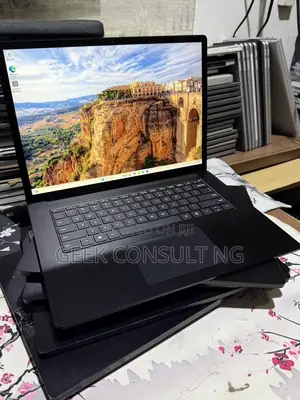 Laptop Microsoft Surface Laptop 5 16GB Intel Core i7 SSD 512GB