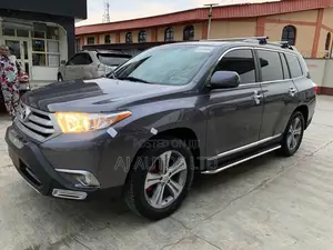 Toyota Highlander 2013 Gray