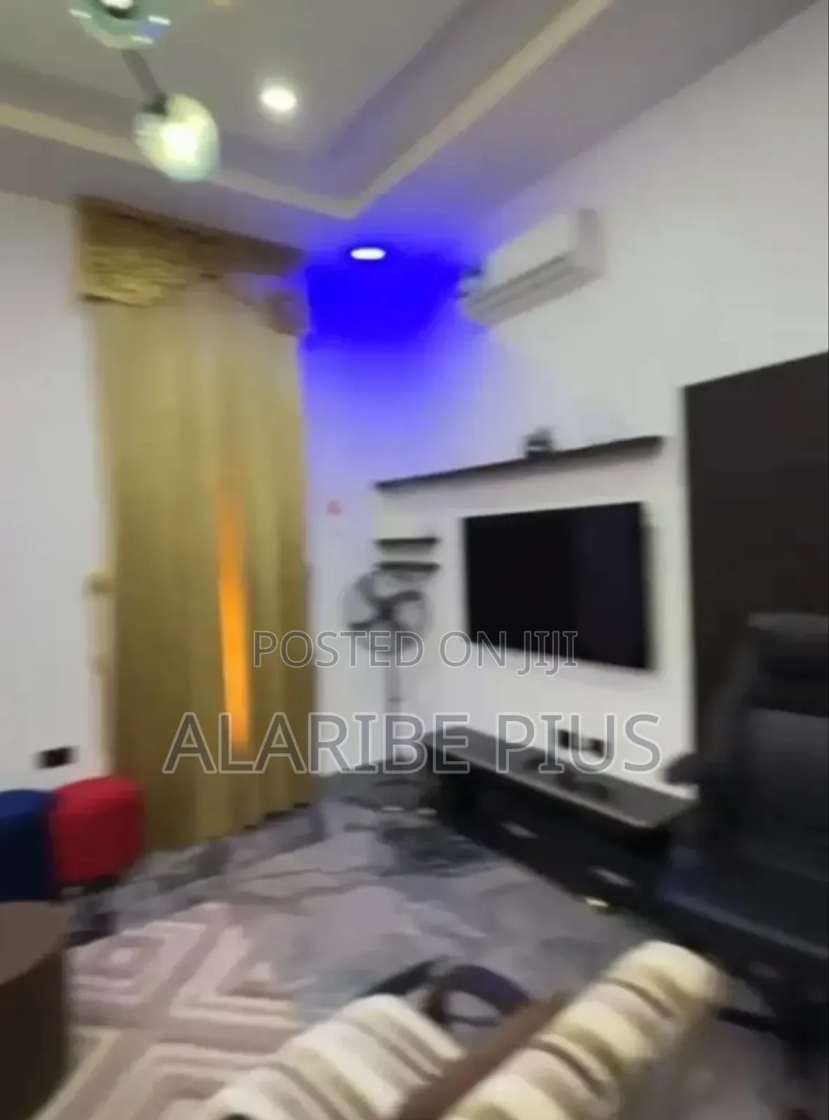 5bdrm Duplex in Self Compound, Guzape District for rent