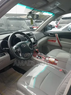 Toyota Highlander Limited 2011 Silver