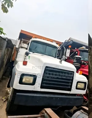 Tokunbo Mack Rd Tipper