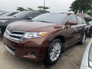 Toyota Venza AWD 2011 Brown
