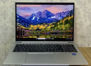 Laptop HP EliteBook 860 G10 16GB Intel Core i7 SSD 512GB