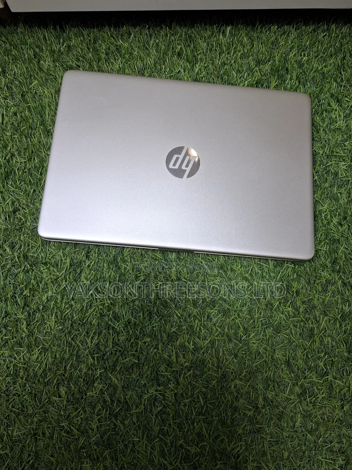 Laptop HP 14-ep0063 8GB Intel Core i3 SSD 256GB