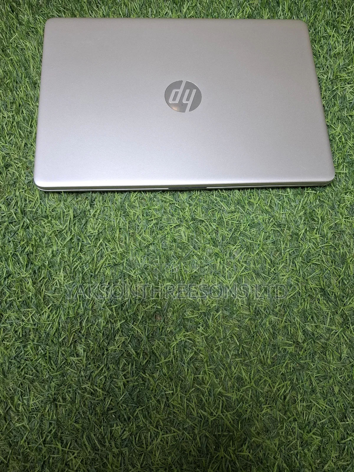 Laptop HP 14-ep0063 8GB Intel Core i3 SSD 256GB
