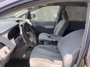 Toyota Sienna Limited 7 Passenger 2011 Gray