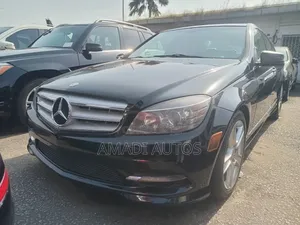 Mercedes-Benz C300 Luxury 4Matic Sedan AWD (3.0L 6cyl 7A) 2010 Black