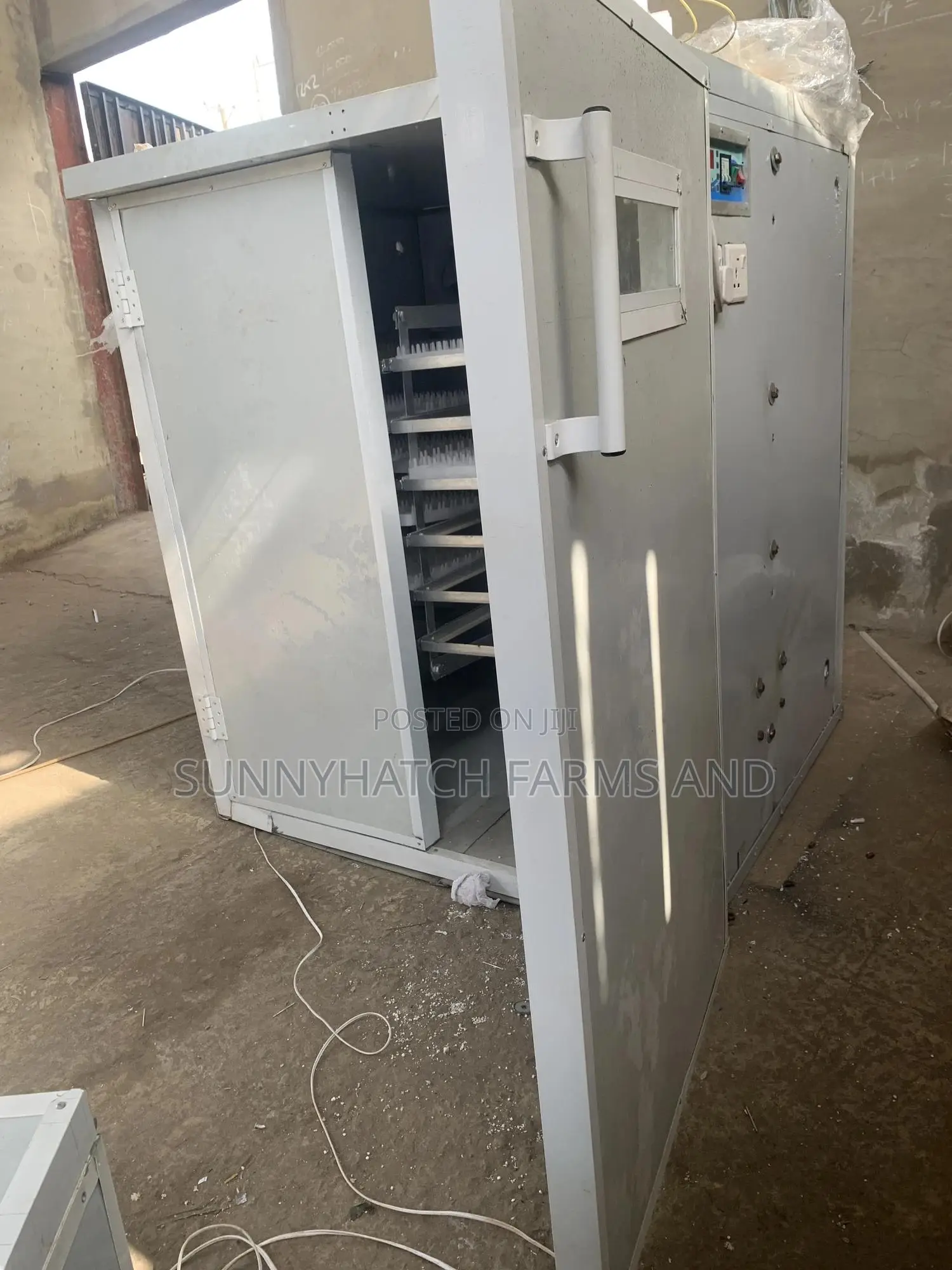 2112 Poultry Egg Incubator. Setter With Hatcher