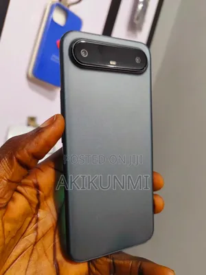 Tecno Spark Slim 256 GB Black