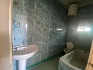 5bdrm Duplex in Lekki Phase 1 Lagos for rent