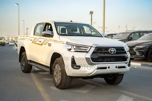 New Toyota Hilux 2025 White