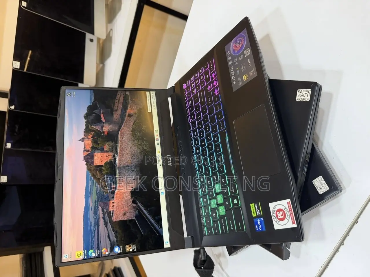 Laptop MSI Katana 15 16GB Intel Core i7 SSD 512GB