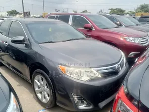 Toyota Camry L 4dr Sedan (2.5L 4cyl 6A) 2013 Gray