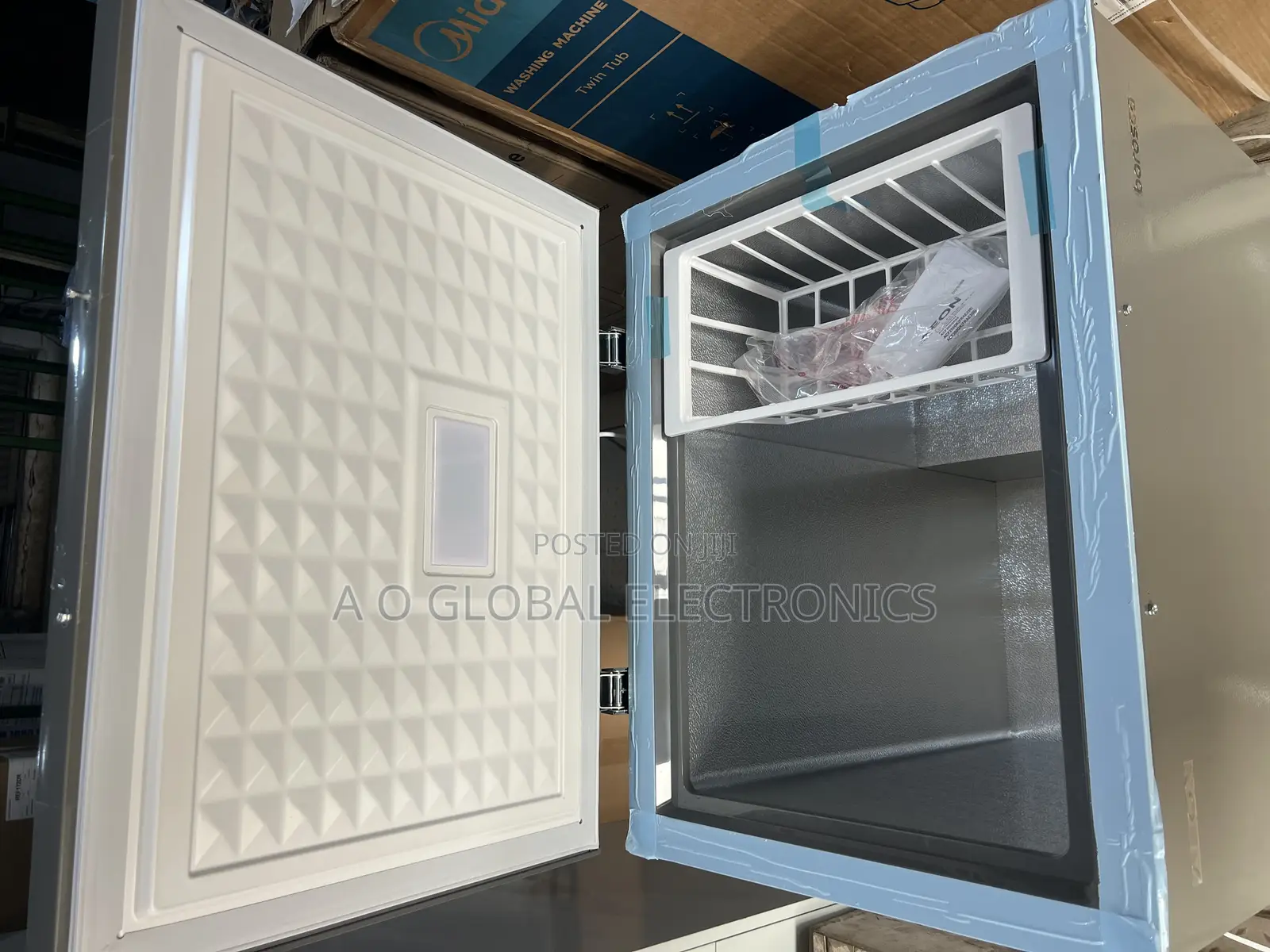 Aeon 150l Chest Freezer