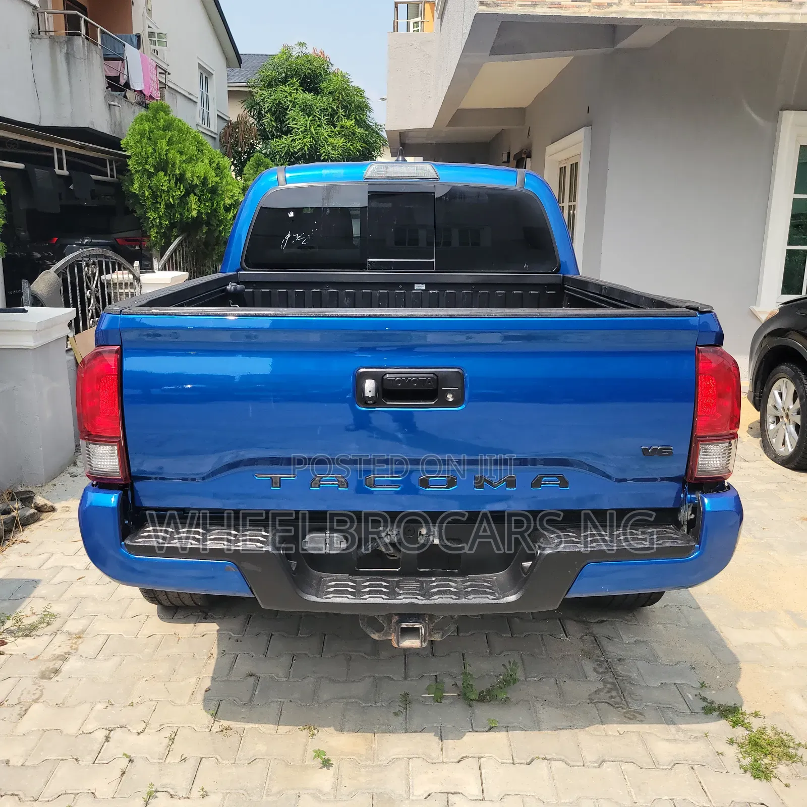 Toyota Tacoma 2017 Blue