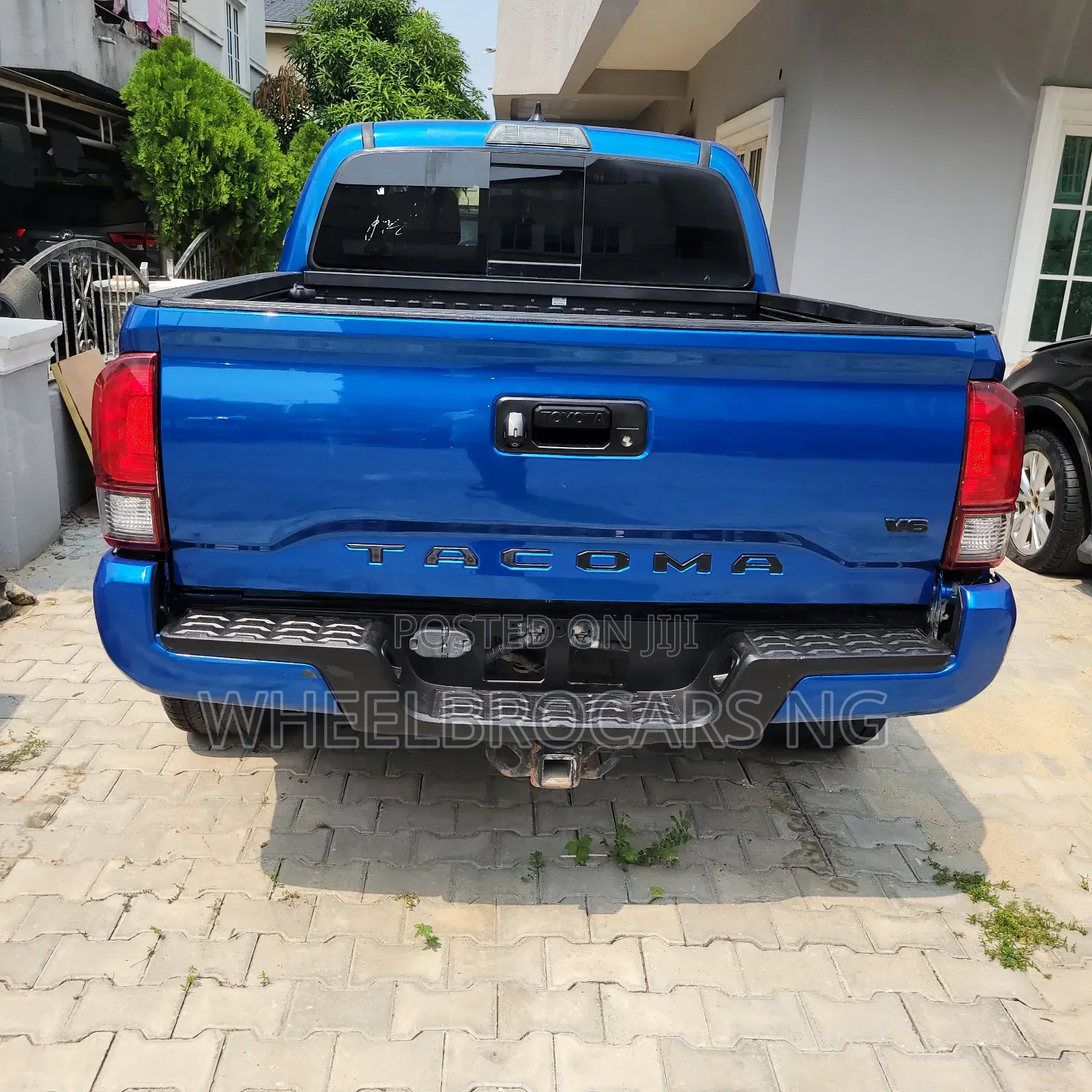 Toyota Tacoma 2017 Blue