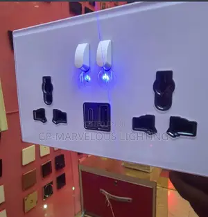13a Double Socket Usb